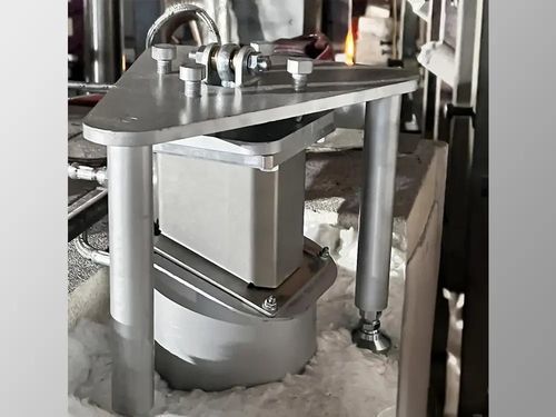 Transmisor de nivel radar - Glass Service - para líquido / para aplicaciones industriales / compacto