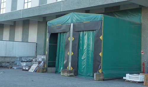 Abrigo para muelle de carga retráctil - Puertas Angel Mir