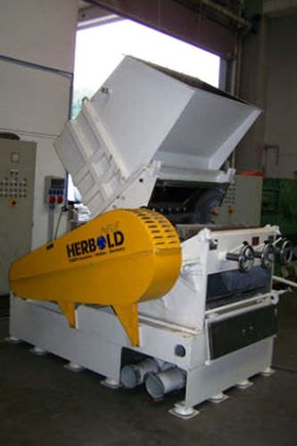 Molino para material plástico - SMV series  - NEUE HERBOLD Maschinen-u. Anlagenbau GmbH - de cuchillas / centralizado / para trituración en seco