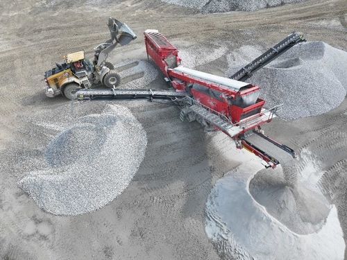Criba para obra de construcción - 693 - TEREX Mobile Processing Equipment - para minas / vibratoria lineal / vibratoria