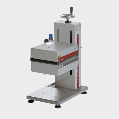 Máquina de marcado por rayado - MV5 VT0 - MARKATOR Manfred Borries GmbH - de mesa / neumática