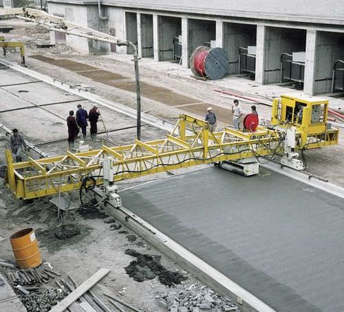 Pavimentadora para hormigón - C-650 - GOMACO International - de orugas / para edificio / para losas de hormigón