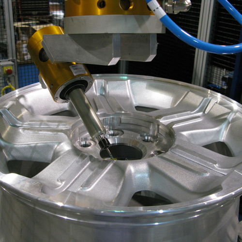 Célula robotizada de acabado - Acme Manufacturing - de desbastado / de rectificado / para la industria del automóvil