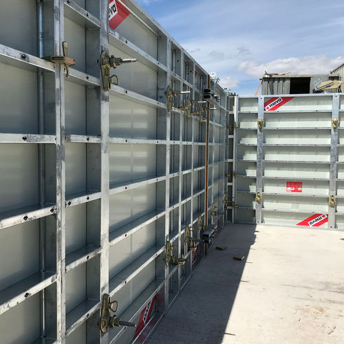 Sistema de encofrado marco - StarTec XT - MEVA Schalungs-Systeme - a una cara / de tabiques / de acero