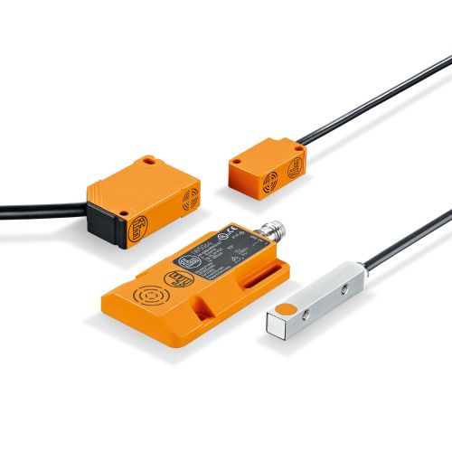 Sensor de proximidad inductivo - IE5338 - ifm electronic - rectangular / de plástico / de largo alcance