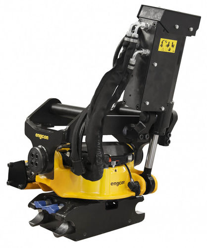 Sistema de acoplamiento de herramientas de inclinación para excavadora - EC204 - engcon Nordic AB