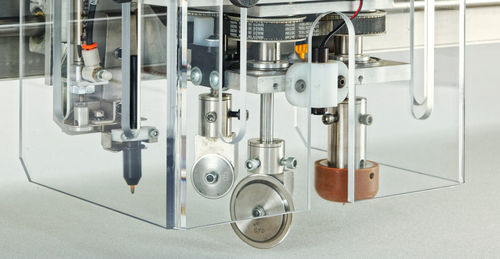 Cabezal de corte de un eje - Eastman Machine Company - para textiles