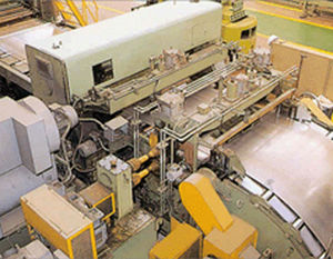 Línea de cizallamiento - Hyundai Heavy Industries-Robotics System