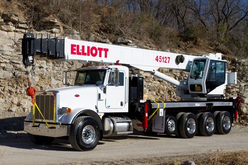 Camión grúa - 45127 - Elliott Equipment Company - para carga pesada / de 3 ejes