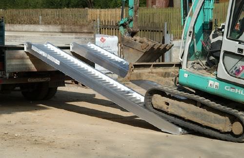 Rampa de carga de transporte pesado - AVS 130 series - ALTEC - de aluminio