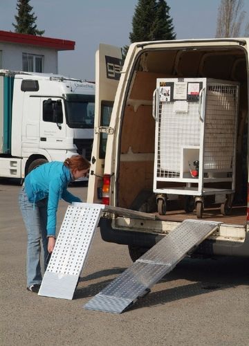 Rampa de carga plegable - AOS-F series - ALTEC