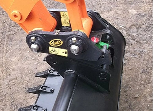 Sistema de acoplamiento rápido para excavadora - QR series - Geith International Ltd.