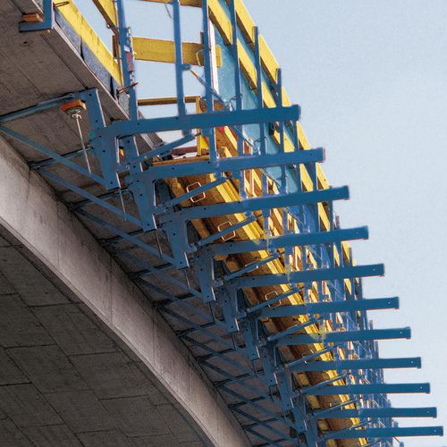 Encofrado modular - T - DOKA - ligero / de puentes / de vigas