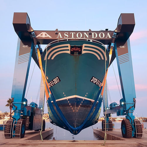 Pórtico autopropulsado - GH-330   - GH Cranes & Components - para aplicaciones marinas / de descarga de buque / de riel doble