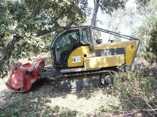 Trituradora de ramas con orugas - 160C - UNAC