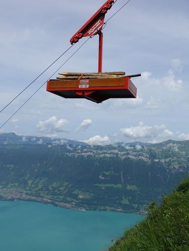 Aparejo motorizado - Wyssen Seilbahnen AG - para transporte por cable aéreo