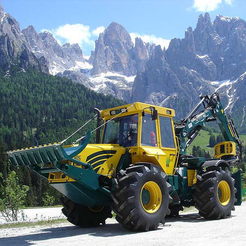 Arrastrador forestal - HSM 805 - HSM - Hohenloher Spezial-Maschinenbau GmbH & Co. K - con pulpo