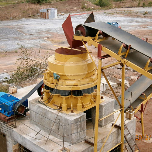 Machacadora de cono con muelle - CSD240 - Henan LIMING Heavy Industry Science and Technology - estacionaria / alta capacidad / secundaria