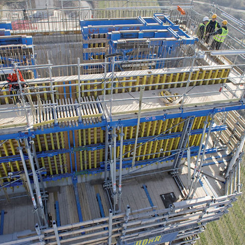 Encofrado de autotrepa - SCF - Hünnebeck GmbH - marco / de vigas / de gran altura