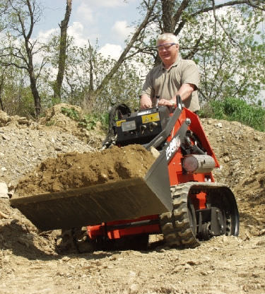 Minicargadora compacta - 252 kg | 25GT - Thomas Equipment Inc.