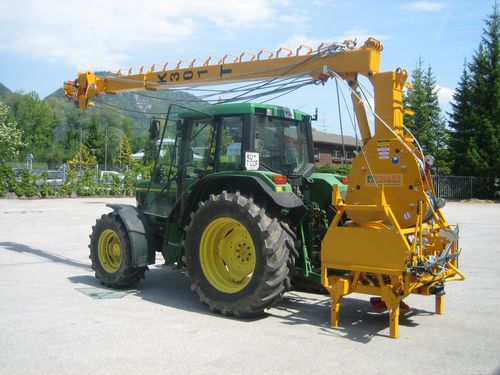 Sistema por cable aéreo para descarga de madera en ascenso - K301T - Koller Forsttechnik - montado en tractor