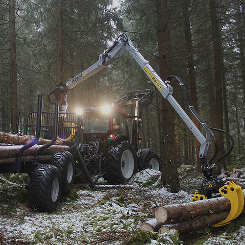 Cargadora montada en tractor - 202T - Kesla Oyj - telescópica / estándar / forestal