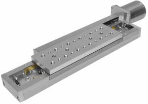 Platina de posicionamiento de traslación - EKSMA Optics - motorizada / compatible de vacío