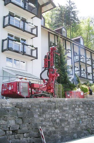 Perforadora geoctécnica - HBR 502-2 - HÜTTE Bohrtechnik - de estabilización / multifunción / con orugas