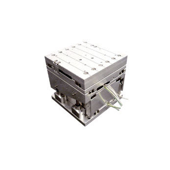 Platina de posicionamiento XYZ - PM B.V. - piezoeléctrica / compatible de vacío