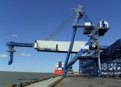Cargador de barcos para carbón - 3 500 t/h | Ust-Luga - TAKRAF