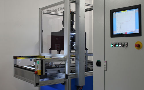 Máquina de prueba de par - AM.2 - Labortech s.r.o. - automática / semiautomática / para líneas de ensamblaje