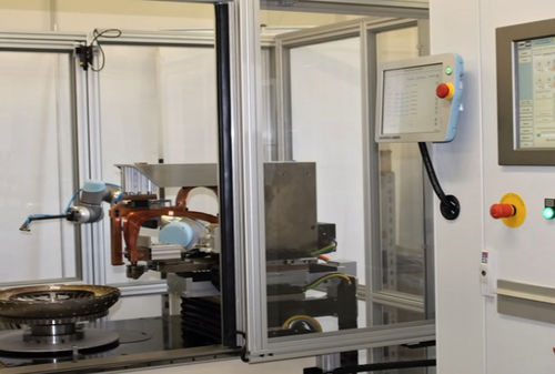 Máquina equilibradora automático - AVS. 1  - Labortech s.r.o. - vertical / dinámico / para rueda de turbina
