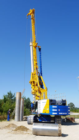 Perforadora multifunción - BG 28 H BT 85 - BAUER Maschinen GmbH - rotativa / para obra de construcción