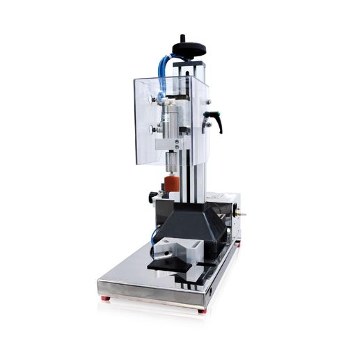 Tapadora-enroscadora semiautomática - AV30 - Marchesini Group - lineal / para botellas de vidrio / para productos cosméticos