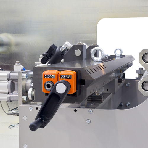 Cabezal de laminación de cola hot-melt - Focke Meler Gluing Solutions, S.A - continuo / orientable