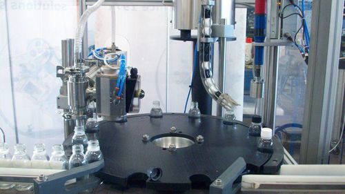 Llenadora taponadora de monobloque - MFC - PMR System Group - neumática / para producto líquidos / para productos cosméticos