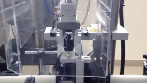Llenadora taponadora etiquetadora automática - RTE1U - PMR System Group - rotativa / motorizada / para líquido