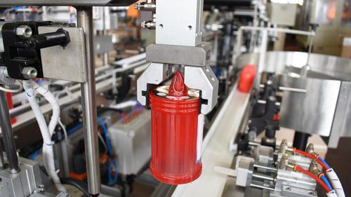 Llenadora taponadora etiquetadora automática - RTE - PMR System Group