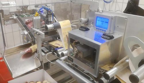 Impresora-aplicadora de etiquetas para la industria alimentaria - M3005S - PMR System Group - con etiqueta de envoltura