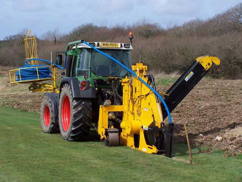 Zanjadora de ruedas - 75 - AFT TRENCHERS LIMITED - montada en tractor / para tractor / para campo deportivo