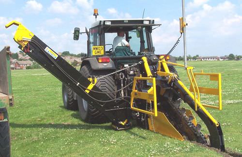 Zanjadora con cadena - AFT100 - AFT TRENCHERS LIMITED - montada en tractor / para tractor / para campo deportivo
