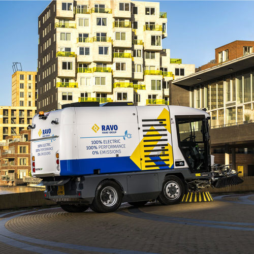 Barredora con operador a bordo - RAVO R5e - Scarab Sweepers - de calle / eléctrica / con batería