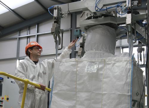 Estación de vaciado de big-bag automática - IBC-RIII - Webster Griffin Ltd