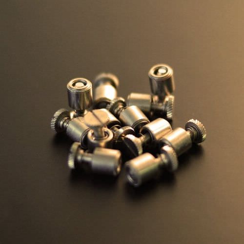 Tornillo moleteado cautivo - CAPTIFIX™ series - clufix