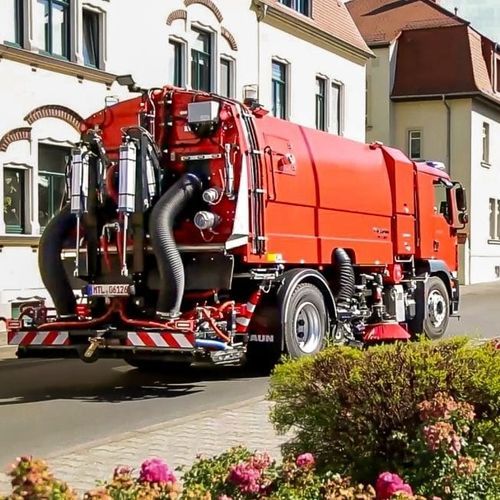 Barredora aspiradora montada en camión - AQUATHERM - FAUN Umwelttechnik GmbH & Co. KG - diésel