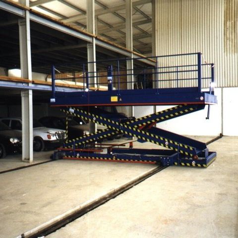 Mesa elevadora de tijera - 22.01025 - Büter Hebetechnik GmbH - eléctrica / estacionaria / sobre riel