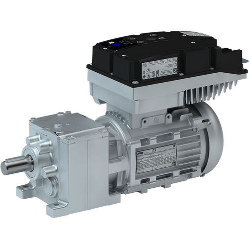 Motorreductor trifásico - g500-H + m500 + i550 motec - Lenze SE - de engranaje helicoidal / coaxial / con eje macizo