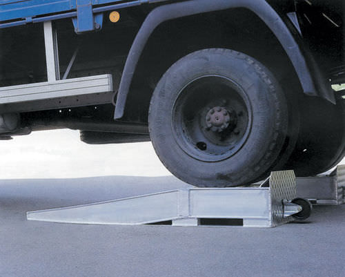 Traba para camión - 5 000 - 12 000 kg | AR series - Mauderer Alutechnik