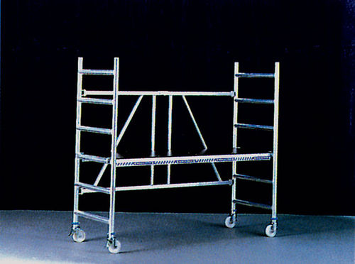 Torre de andamio móvil - 0.8 - 1.7 m | KL 07-20/ 13-20 series - Mauderer Alutechnik - de fachada / modular