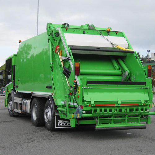 Camión de basura carga trasera - KGHH - NTM - NÄRPES TRÄ & METALL